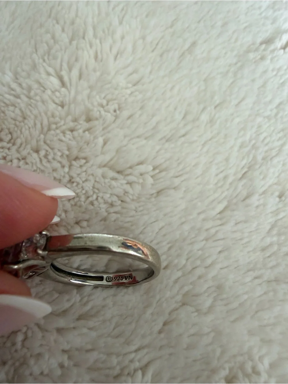 Amazon Silver Three-Stone Sparkling CZ Ring - White